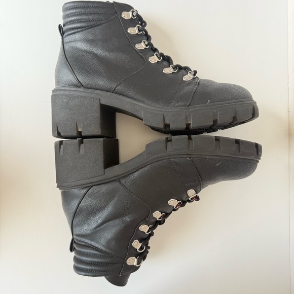 Sun & Stone Edgy Platform Chunky Block Heel Combat Moto Boots | Black | Sz 9 - Picture 5 of 14